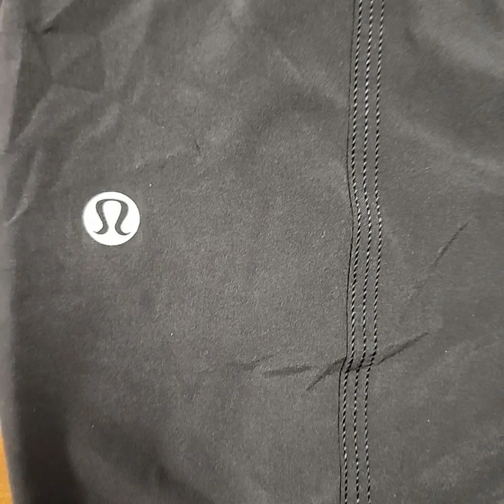 Lululemon Wide Leg Capri Yoga Pants Ankle Drawstring Back Pocket Sz 8 Black/Pink